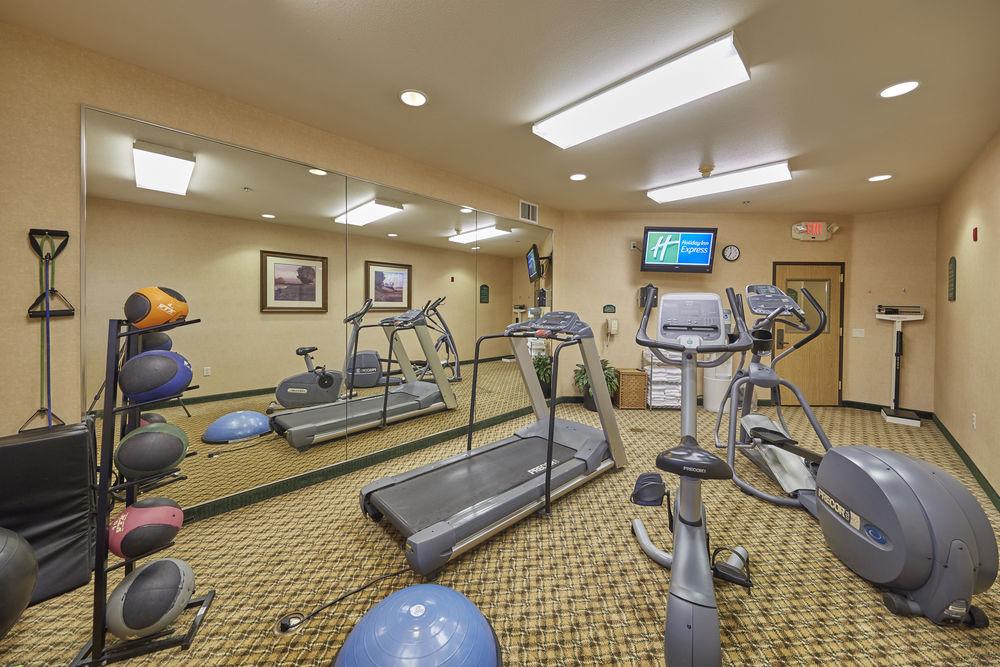 La Quinta Inn & Suites By Wyndham Springfield Bagian luar foto